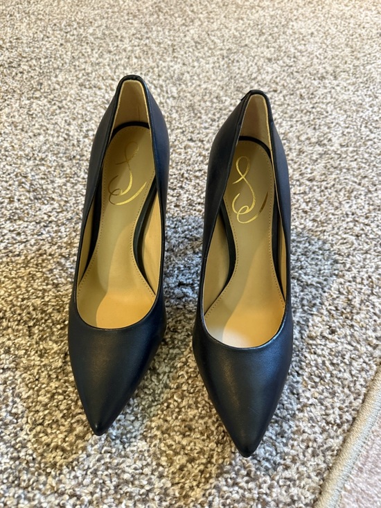 Sam Edelman Shoes - Sam Edelman Black Pointed-Toe Leather Pumps